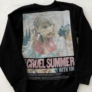 Taylor Swift Sweatshirt XS